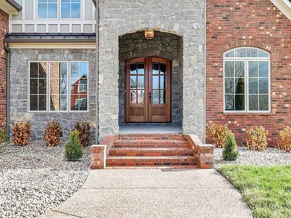 3rd image of 307 Five Oaks Blvd Lot 3