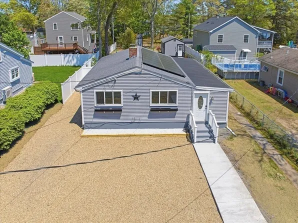 64 Rosepoint Ave, West Wareham, MA 02576