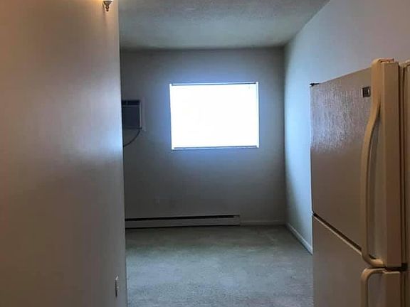 4th image of 1137 Michigan Ave E APT 14