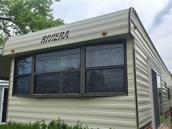 5th image of 7444 Clover St