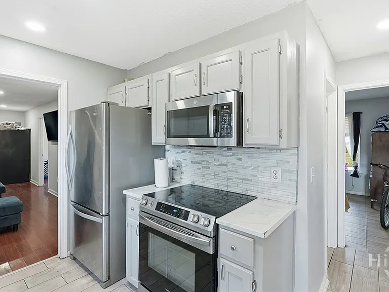 126 Bluelake Blvd — Photo 8