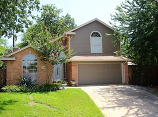 1445 Hampton Rd, Grapevine, TX 76051