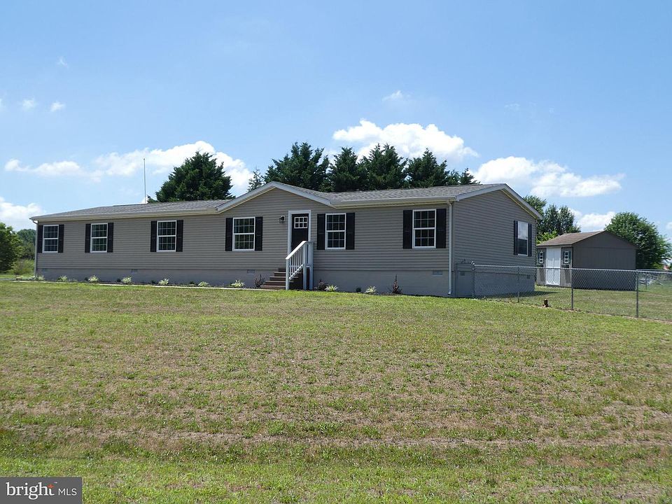 1st image of 629 Pleasant Pine Cir