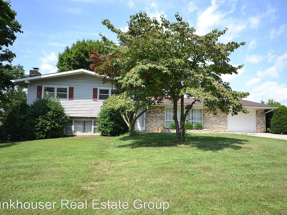 1st image of 126 Belmont Dr