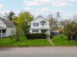 712 Forest Pkwy, Crystal Falls, MI 49920