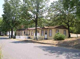 442 Lakeland Dr, Hot Springs National Park, AR 71913