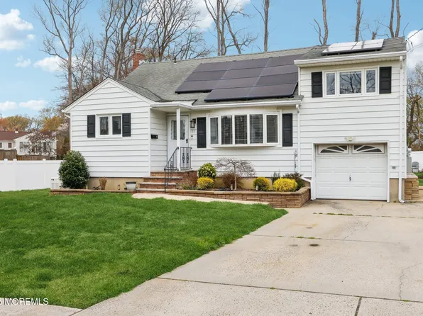 11 Barbara Terrace, Middletown, NJ 07748