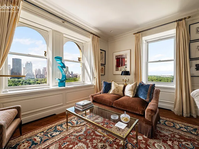 781 5th Ave #1901 — Photo 4