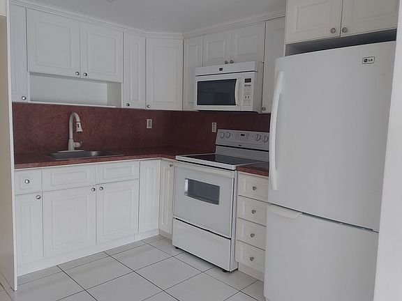 5th image of 11265 SW 88th St #114H