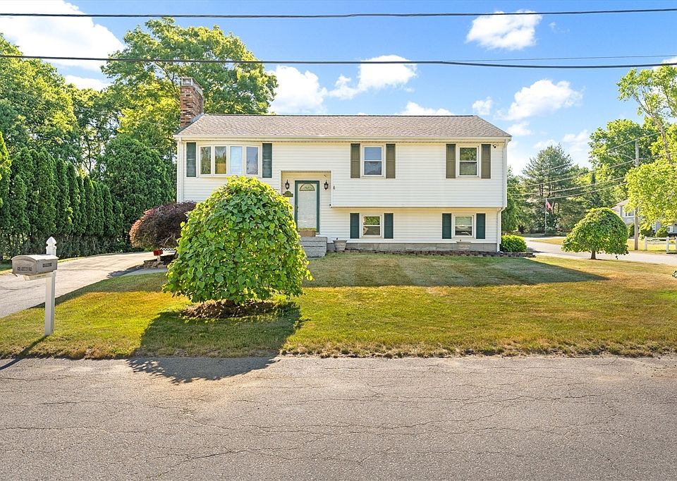 1st image of 13 Oakdale St
