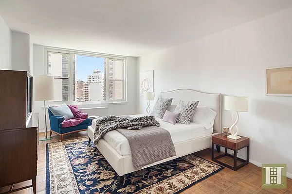 Sold by Halstead Real Estate | media 6