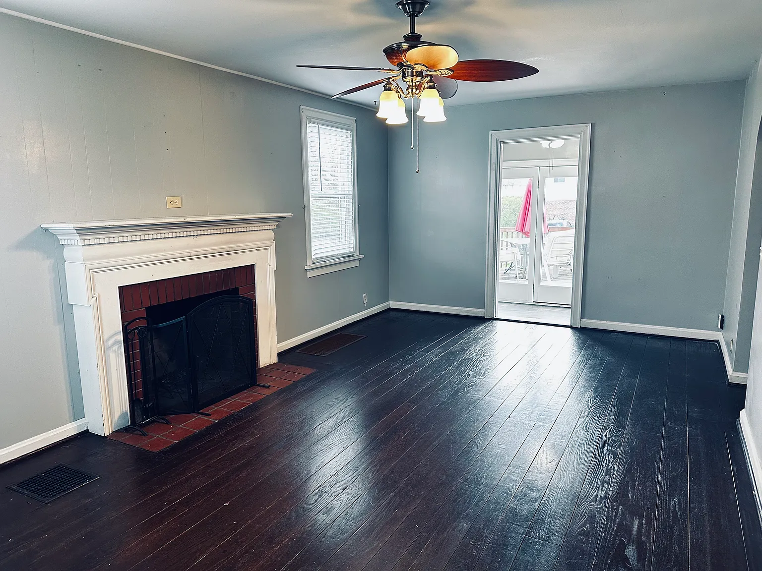 1 bed, 900 sqft, $1,125 — Photo 2