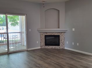 4725 Hahns Peak Dr UNIT 104, Loveland, CO 80538