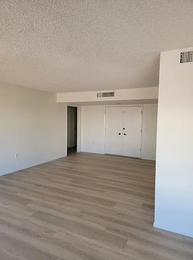 Dont let this rental get away from you its a bargain — Photo 2