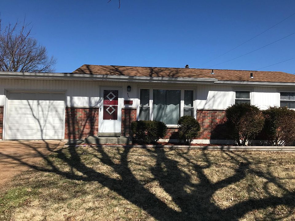 1st image of 631 Holiday Ave