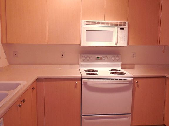 5th image of 14525 1st Ln NE Unit C1-c