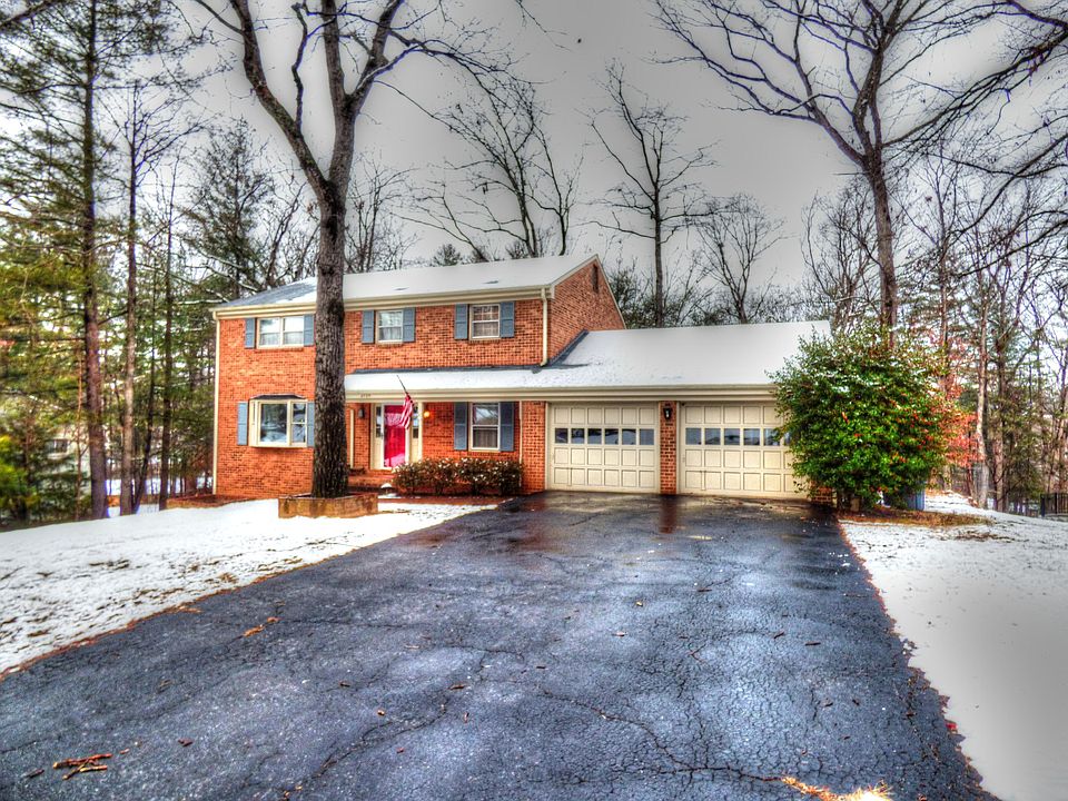 1st image of 2725 Mallard Dr