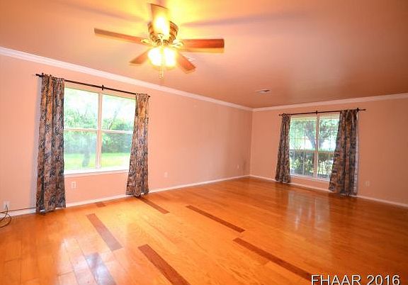 4th image of 703 Margaret Lee St