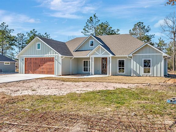 3rd image of 205 Countrywood Dr