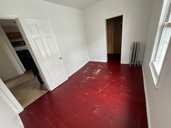4th image of 40 W Grant Ave Floor 2