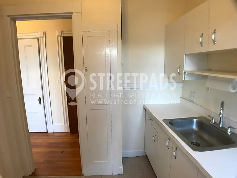 504 Beacon St #45 — Photo 7