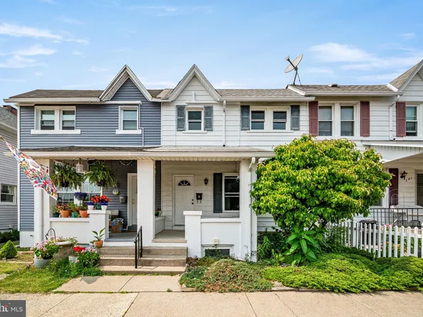 541 Elm 1/2 St, Emmaus, PA 18049