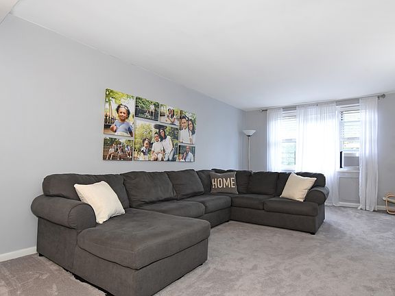 3 Sadore Lane