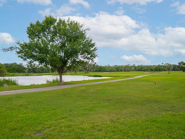 914 N Country Club Dr — Photo 35