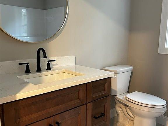 5th image of 21 Kensington Way