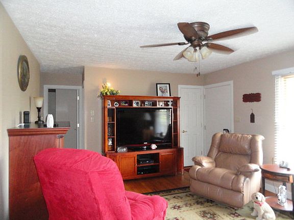 2nd image of 28 Coburn Dr