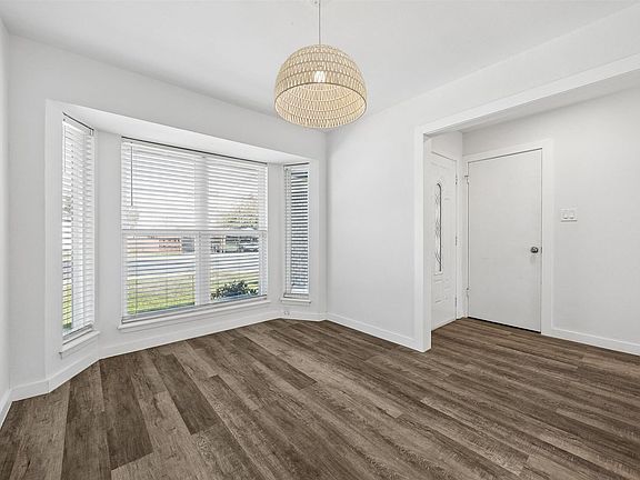 4th image of 1411 Fairfield Dr #1