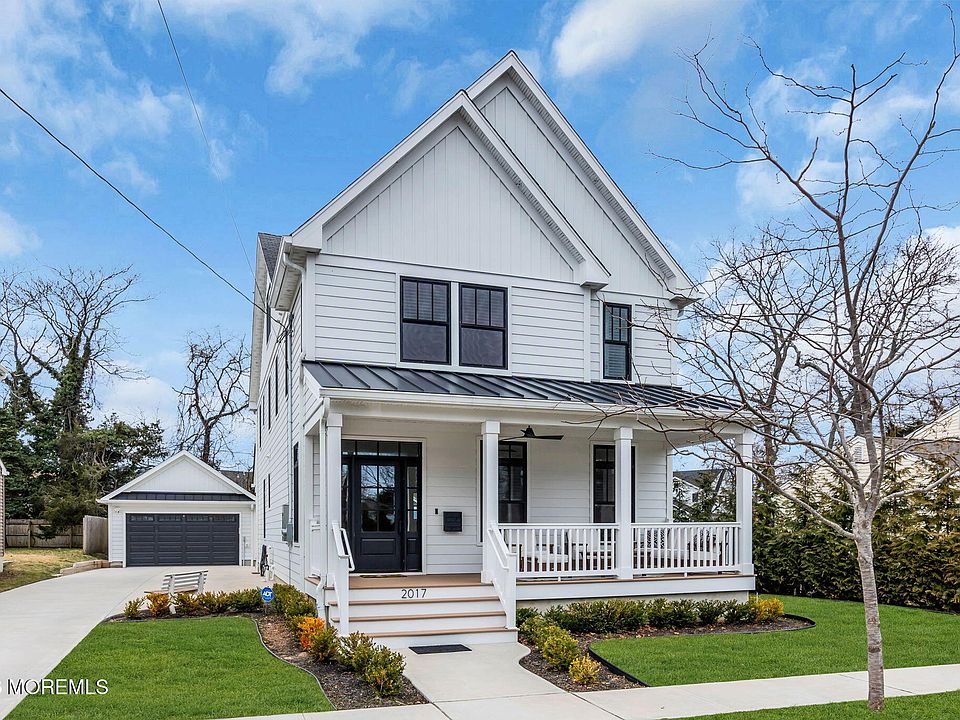 1st image of 2017 5th Ave