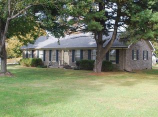523 Pleasant Hill Dr, Burgin, KY 40310
