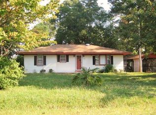 112 Chappell Gardens Dr, Elizabeth City, NC 27909