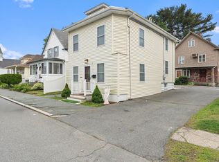 38 1/2 Ellsworth Rd, Peabody, MA 01960