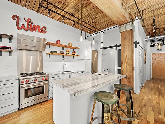 2nd image of 550 N Kingsbury St APT 213