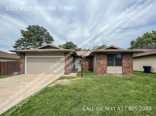 1319 W Wayland St, Springfield, MO 65807