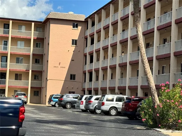 3927 Lake Bayshore Dr #F312, Bradenton, FL 34205