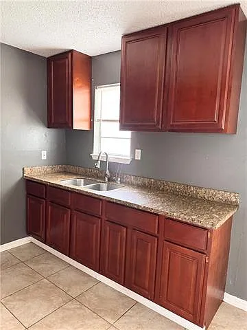 374 Highland Dr — Photo 7