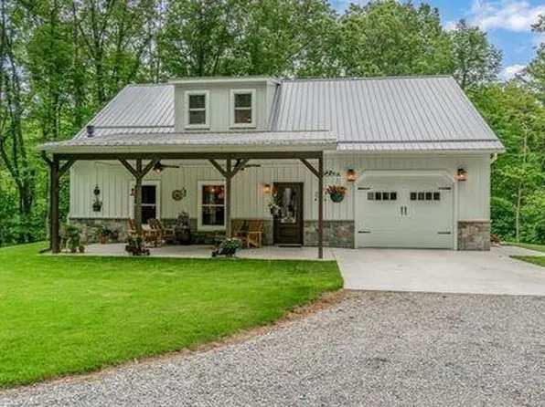 309 E Dr Scholl Ln, La Porte, IN 46350