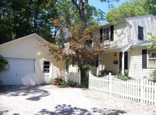 31220 Lake Rd, Bay Village, OH 44140