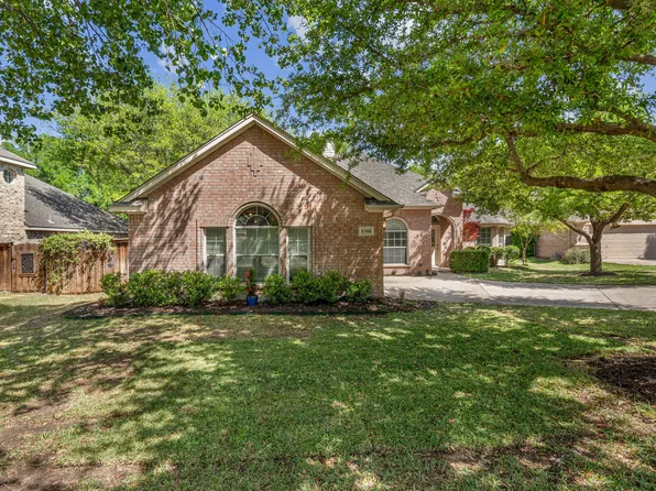 8308 Patreota Dr, Benbrook, TX 76126