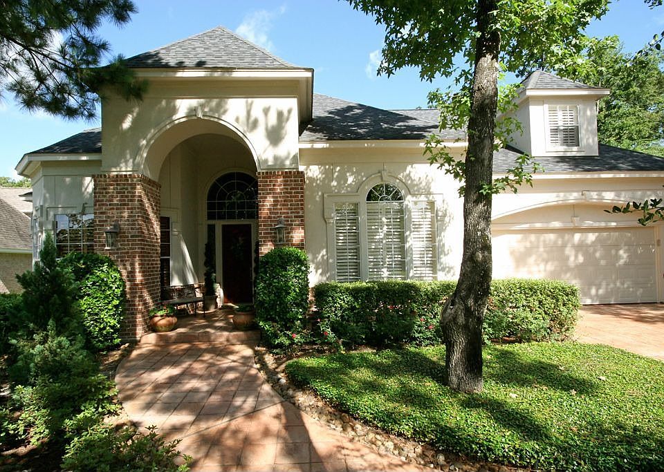 Gary Lyons Custom Home
