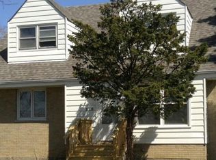 17525 Lorenz Ave, Hazel Crest, IL 60438