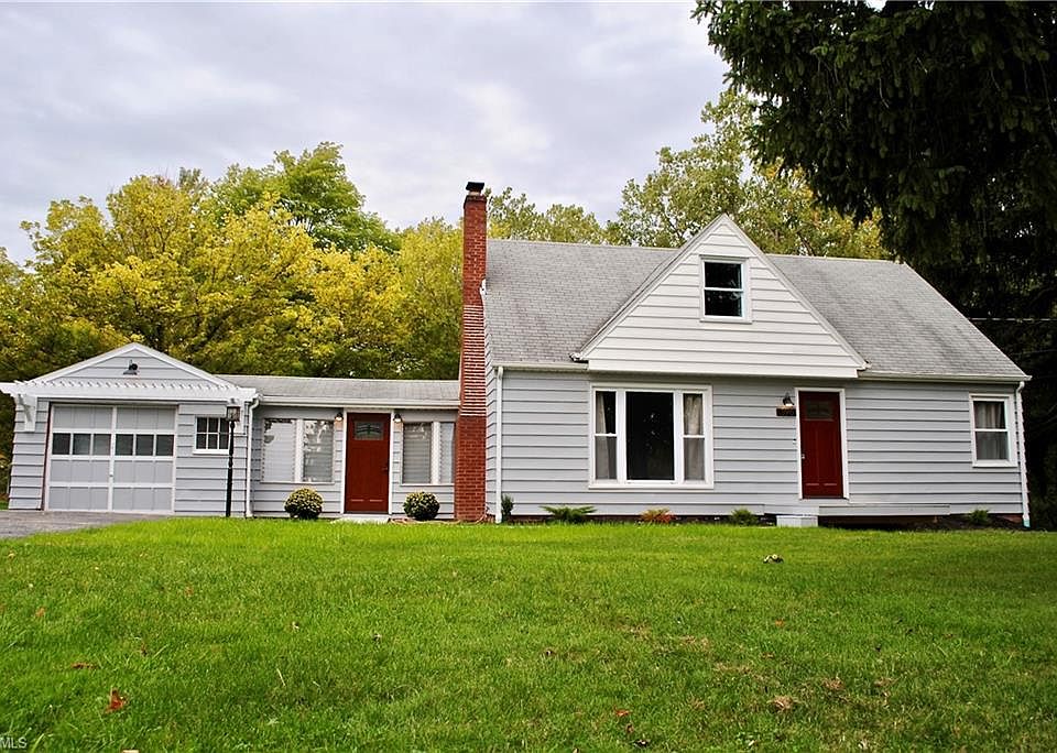 1st image of 396 Lakewood Ave