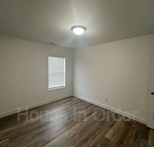 60 Patriot Pl — Photo 5