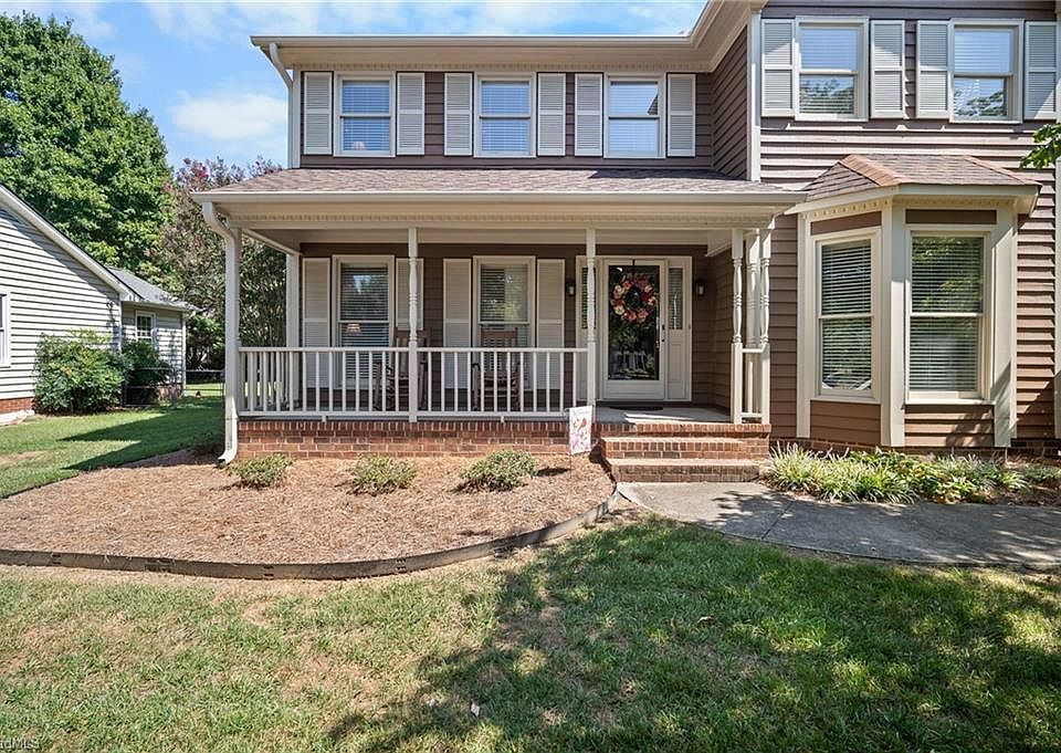 1st image of 3804 Oak Forest Dr