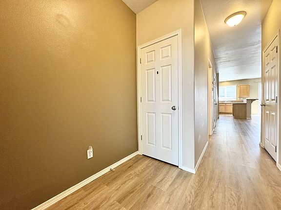 3rd image of 4572 SE Olivewood St