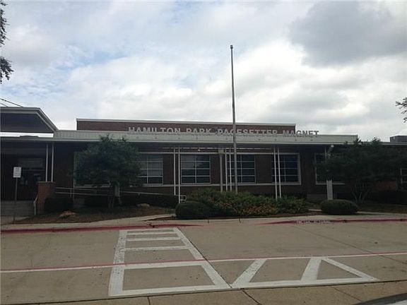 5th image of 12235 Hoblitzelle Dr