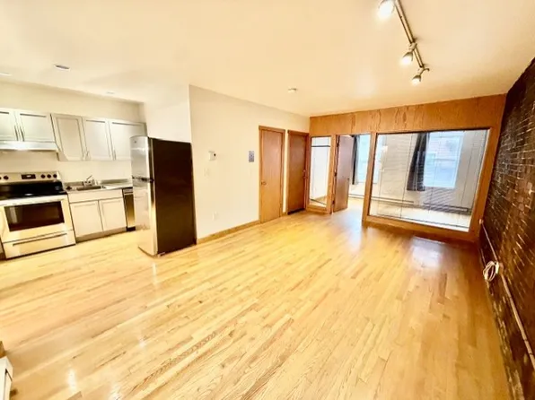 5 Thacher Ct, Boston, MA